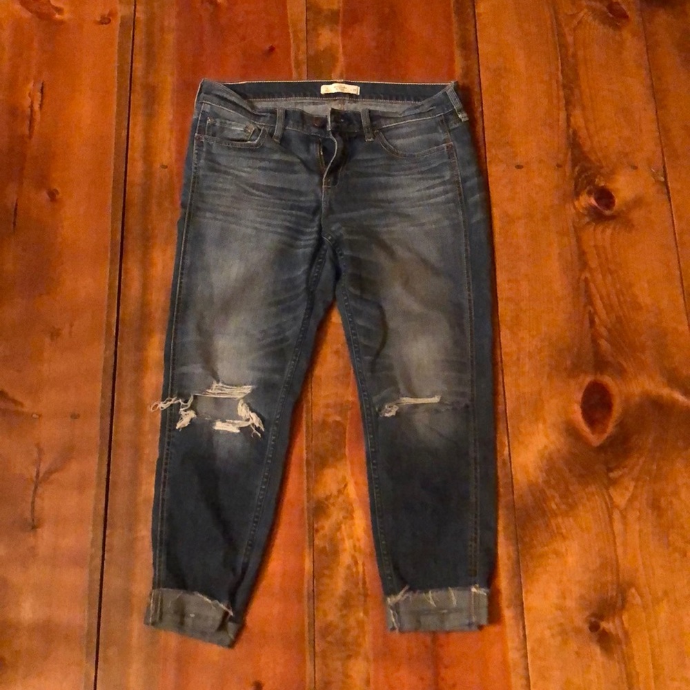A&F Distressed Capris